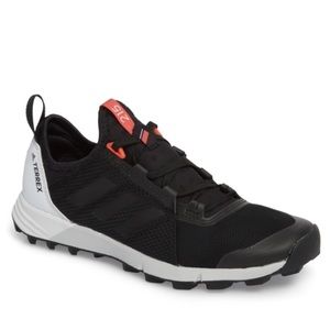 Adidas Terrex 215